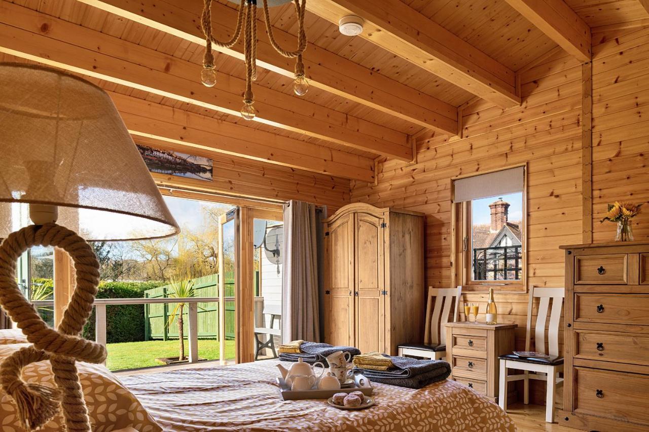Finest Retreats - Garden Lodge クレイブン・アームス エクステリア 写真